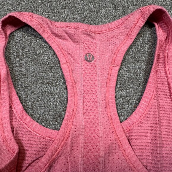 Lululemon Swiftly Tech Racerback Tank Pink Women's Size 8 - Workout / Gym - Picture 3 of 3